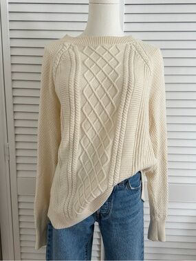 Vineyard Vines Cream Cable Knit Merino Cotton and Wool Blend Sweater